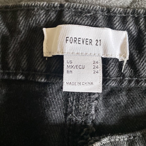Forever 21 Distressed Dark Denim Cut Shorts - Picture 2 of 3